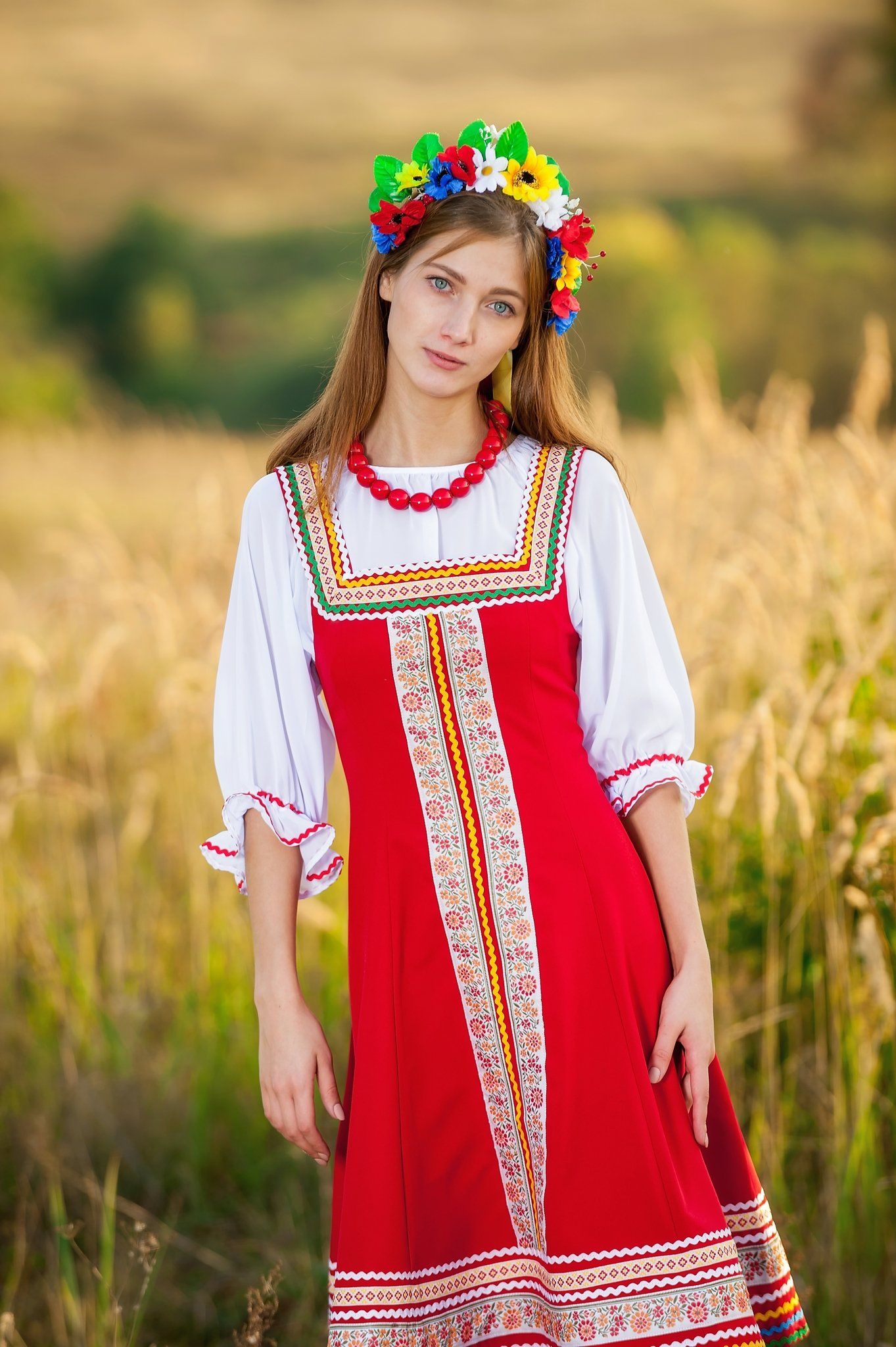 Women in Slavic costumes in Jixi