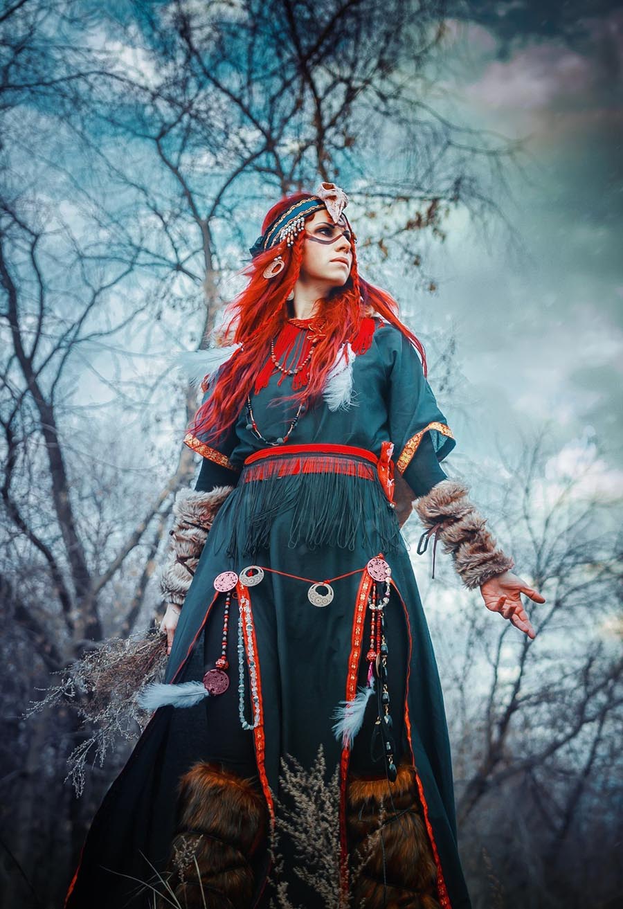 Girls in Slavic costumes underwear in Jixi