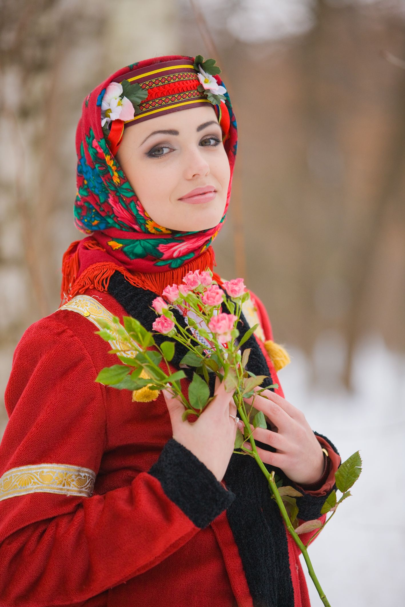 Sexy girl Girls in Slavic costumes in Jixi